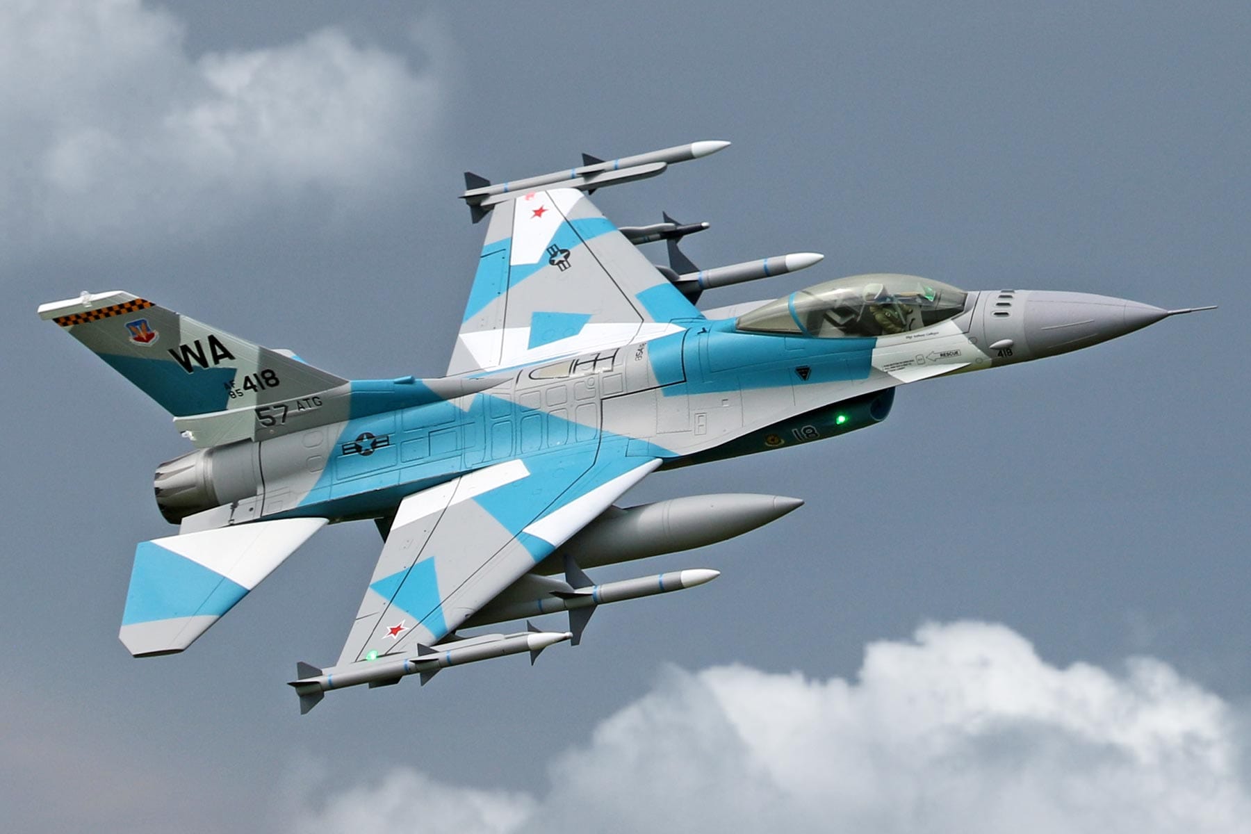 Freewing F-16 V2 90mm EDF Jet - ARF PLUS